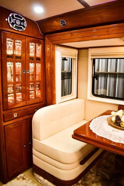 7e48a760-46aa-4d16-8a23-b836304febf4 (Custom).jpg